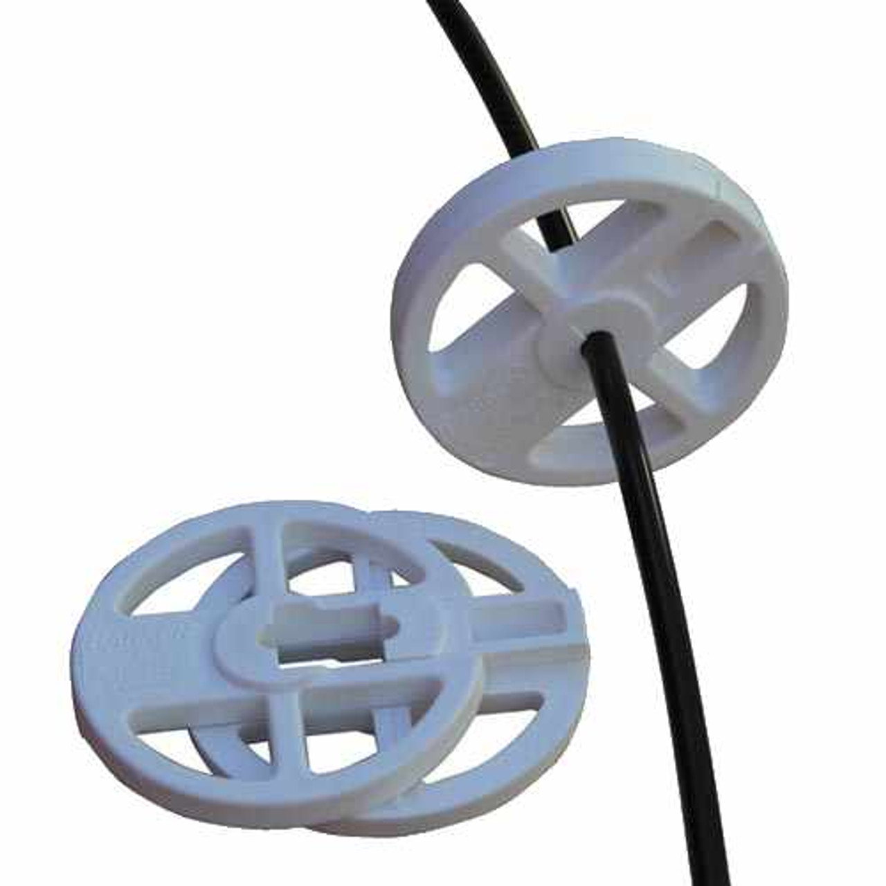 Sail-Chafe-Protector-Set__20650 Sail Chafe Protector 70 mm installed on a wire, protecting the sail from chafing.